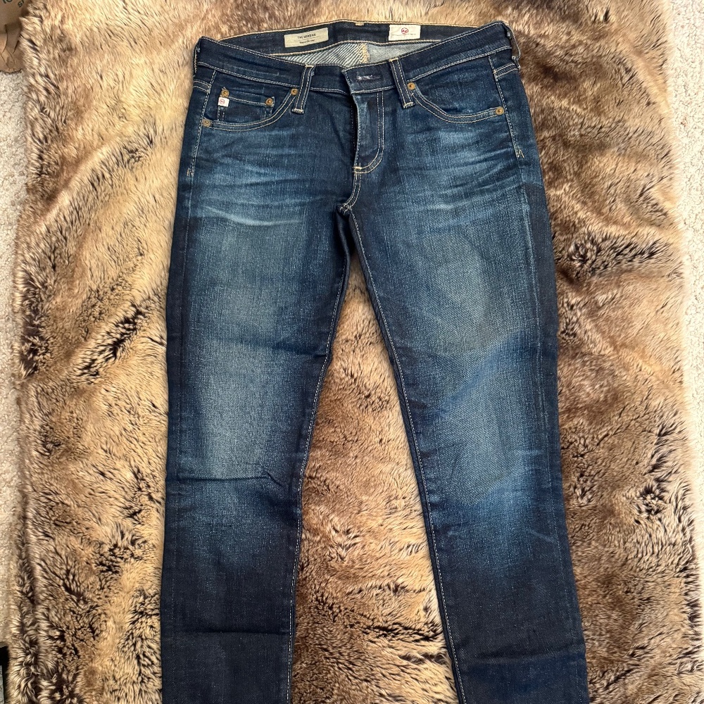 AG The Legging Super Skinny Low-Rise Jeans Size 26 R